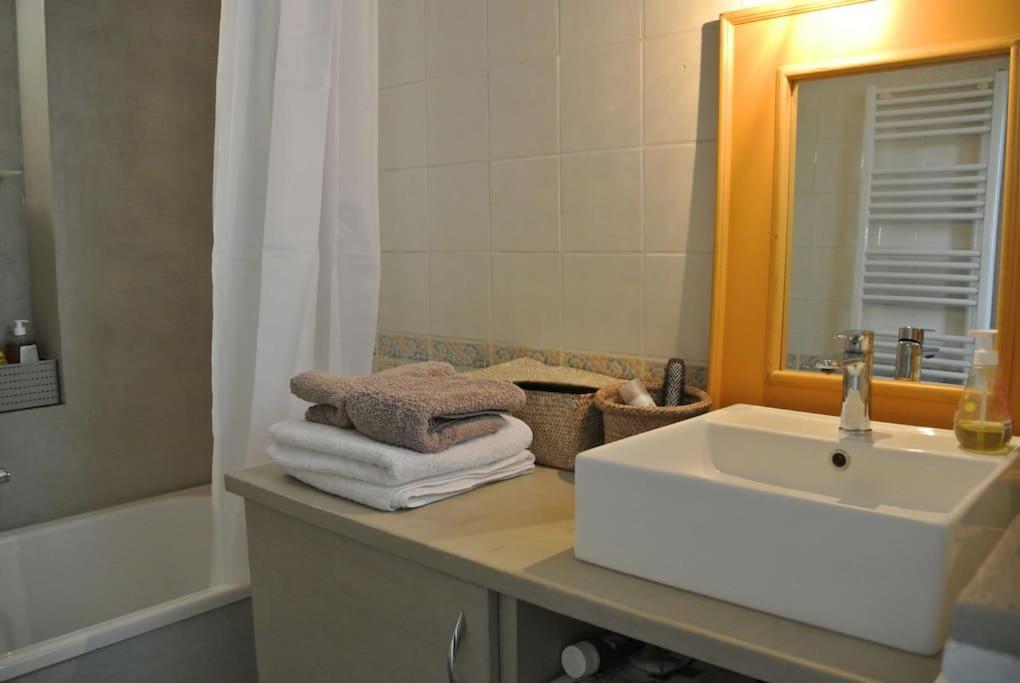 Le Loft 1936 : Centre-ville + Parking Prive *